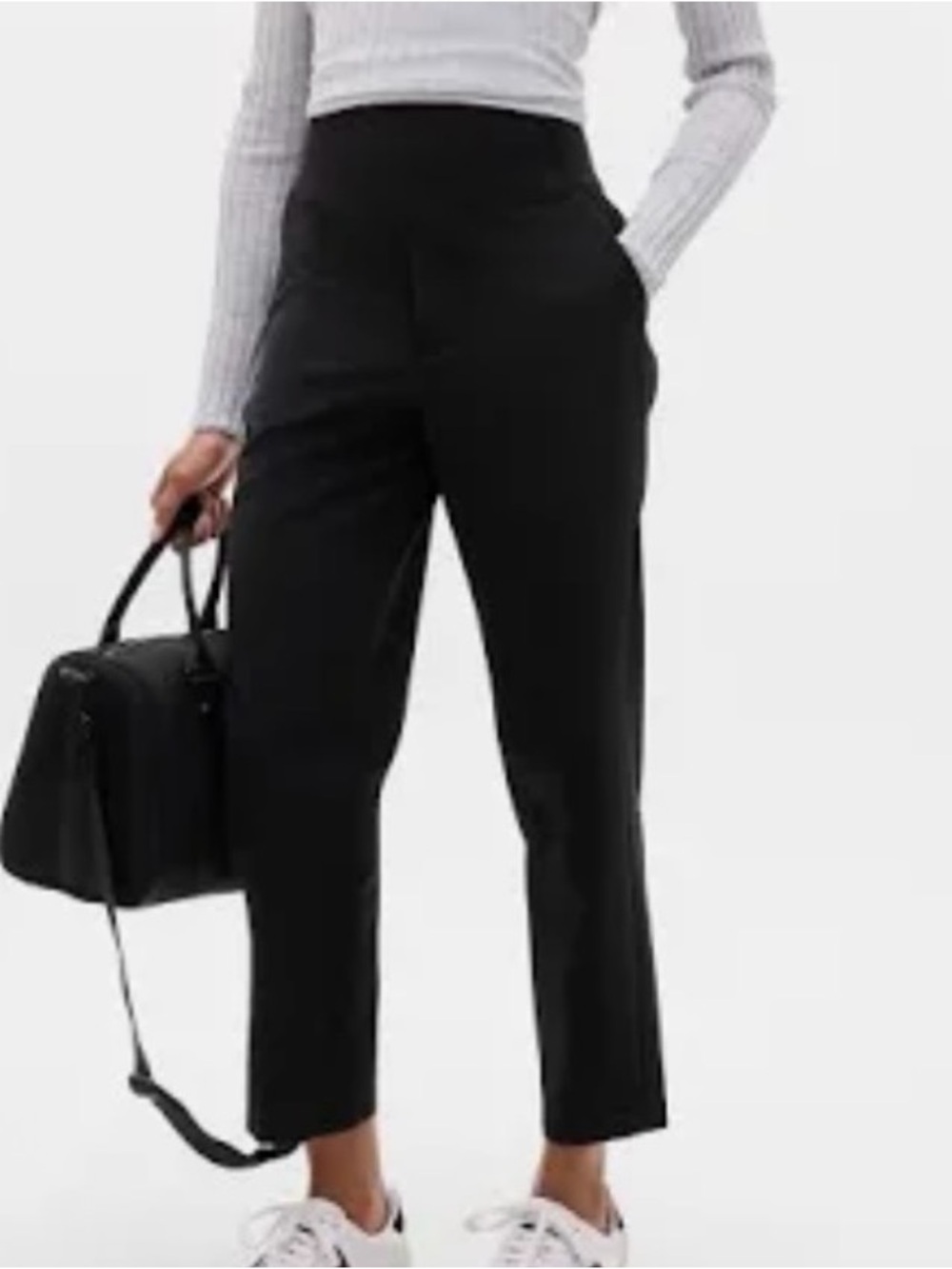 New York & Company Black Flat Front Stretch Cropped Pants. Size: 12